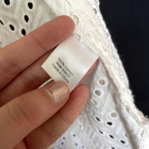 JCPenney white eyelet sleeveless button front top women's size S cotton - Picture 4 of 6